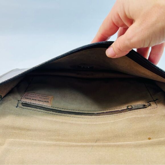 VNTG Mid-Century Brown Leather Fold Over Envelope Carrier Clutch 12.25” x 6.75” - Picture 6 of 14